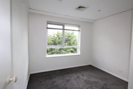 Affordable Caulfield North Opportunity - Photo 2