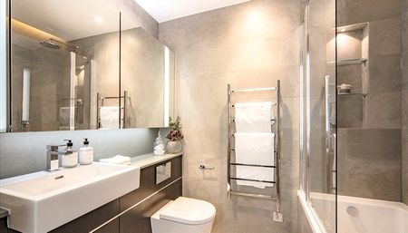 Charles Clowes Walk, London - Photo 3