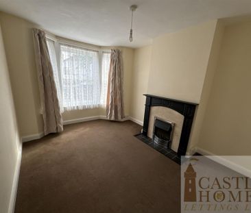 Acton Road, Lowestoft - Photo 2