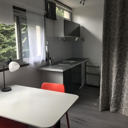 Location Appartement 1 pièce 20m² - Photo 3