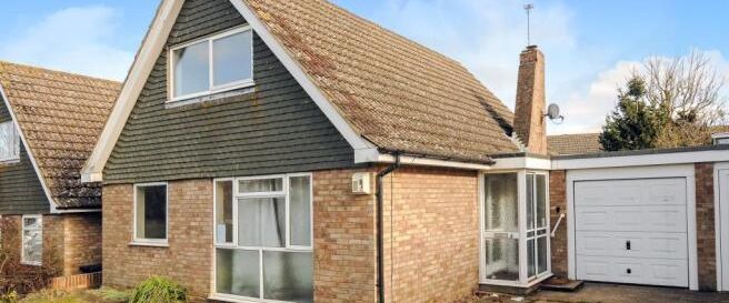 4 bedroom detached bungalow to rent - Photo 1
