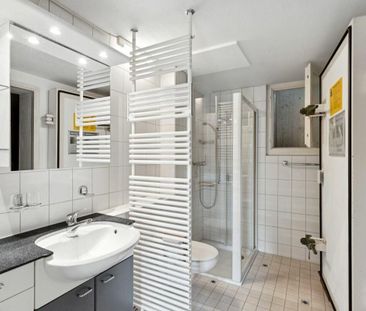 Generous single-family house with panorama, garden and plenty of sp... - Photo 3