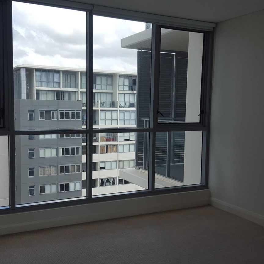 Spacious 2 Bedroom Apartment for Lease at East Quarter In Hurstville - Photo 1