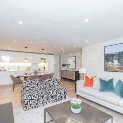 3 bedroom apartment to rent - Photo 1