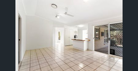 Comfortable home close to the CBD - Photo 2