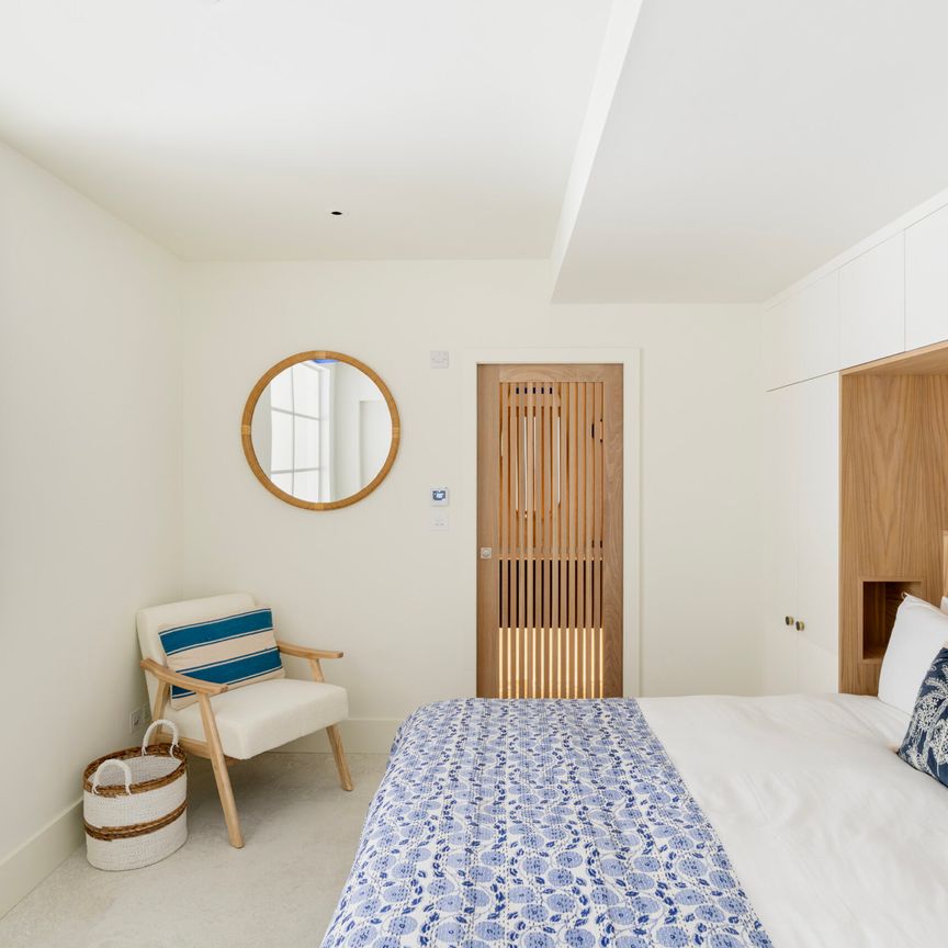 Colville Road - Photo 1