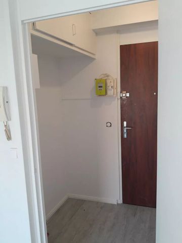 À louer / Studio 22 m² avec balcon, proche gare centre de Reims - Photo 3