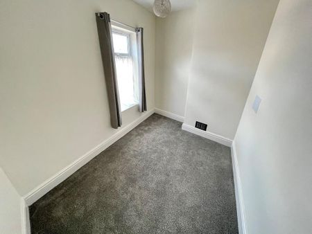 2 bedroom house to rent - Photo 2