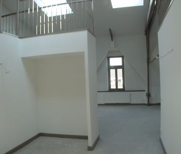 Verhuurd: Appartement op 2e verdieping in monumentaal pand - Foto 2