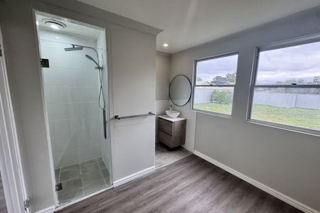 CENTRALLY LOCATED HOME (REAR HOME) - Photo 4
