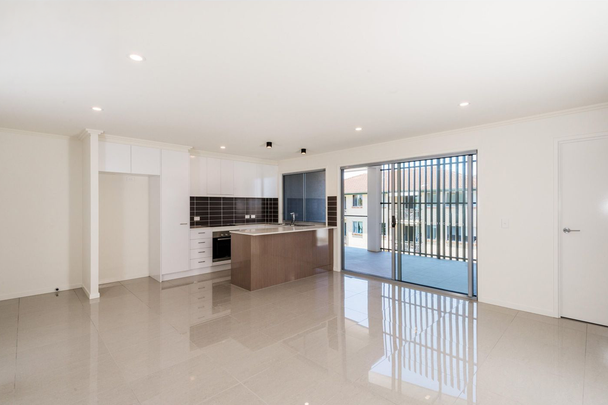 Modern, Air-Conditioned Apartment with Large Entertainer’s Balcony - Photo 1