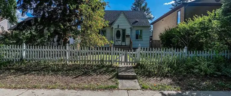 University Area House with 4 Bedrooms, 2 Bathrooms | 10515 68 Avenue Northwest, Edmonton - Photo 1