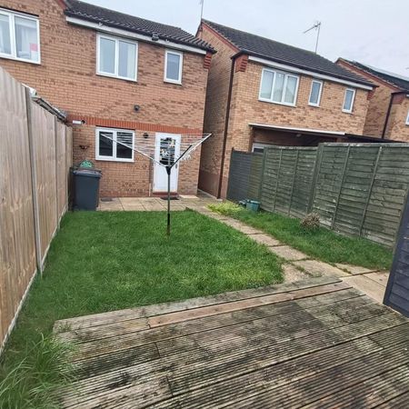 2 bedroom terraced house to rent - Photo 3