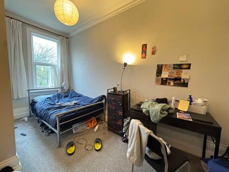 4 bedroom terraced house to rent - Photo 3