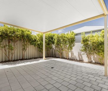 15 Fulham Way, Ridgewood. - Photo 2