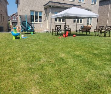 For Lease - 282 Great Falls Boulevard, Hamilton, Ontario - Photo 4