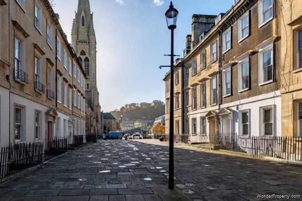 2 bedroom property to rent in Bath - Photo 1