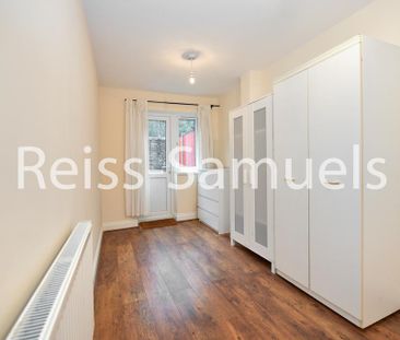 6 bedroom semi-detached house to rent - Photo 1