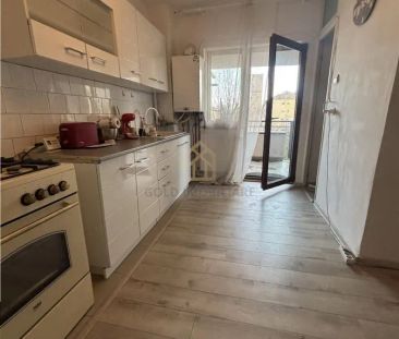 Apartament 3 camere de inchiriat - Fotografie 2