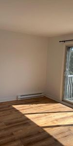 Grand 5 1/2 - Étage supérieur - lumineux, confortable, élégant - Photo 3