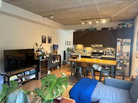 For Lease - 2945 Dundas Street Unit# 7, Toronto, Ontario - Photo 2