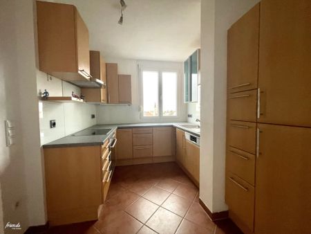 4-Zimmer-Wohnung mit Loggia und Stellplatz! - Photo 4