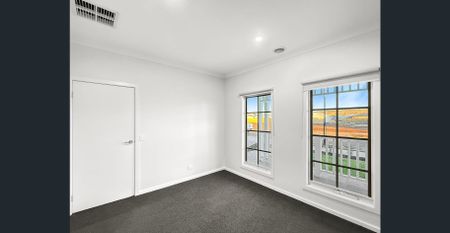🏠 Brand New 4-Bedroom in Eynesbury - $350pw - Photo 5