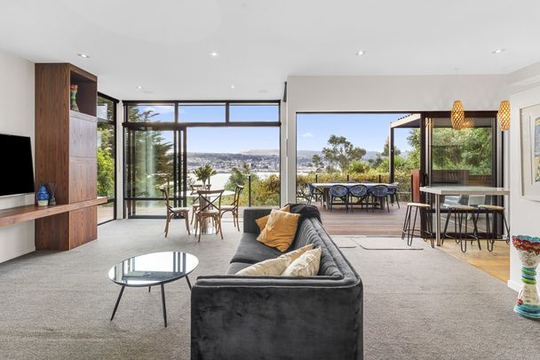 Stunning Executive Home with Harbour Views in Bush Clad Setting - Photo 1
