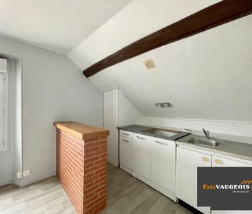 Studio dernier étage, centre ville Coulommiers - Photo 3