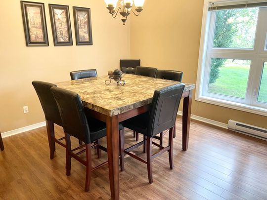 For Lease - 812 Suncrest Circle, Collingwood, Ontario - Photo 1