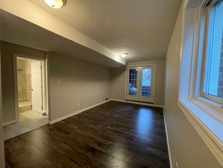 For Lease - 329 Thompson Road, London South, Ontario - Photo 3