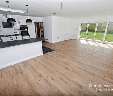 3 bedroom detached bungalow to rent - Photo 4