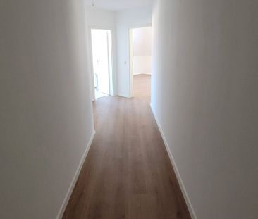 Gemütliche 3-Zi.-Whg. mit neuem Bad, neuem Laminatboden und Balkon in Dresden Weißig. - Foto 5