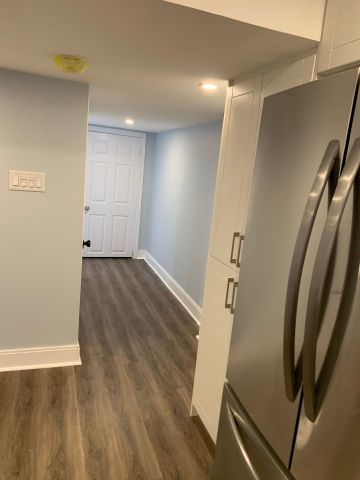 For Lease - 114 Sail Crescent Unit# (Lower), Vaughan, Ontario - Photo 2