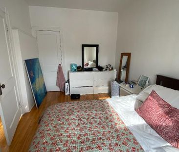 VERDUN - Ouest, 5 1/2, 2cc.dont une cc petite, 2è étage - Photo 1