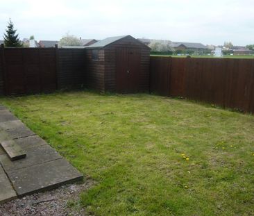 4 bedroom semi-detached house to rent - Photo 4