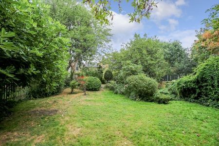 Room in a Shared Flat, Montpelier Vale, SE3 - Photo 4