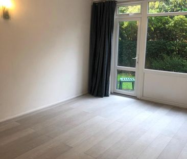 Studio Flat, Calton Drive, SW15 - Photo 1