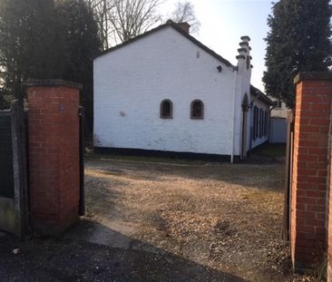Zeer gezellig huisje met 1 slaapkamer, garage en tuin. - Photo 4