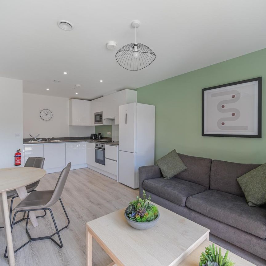 Bilsborrow Avenue - Photo 1