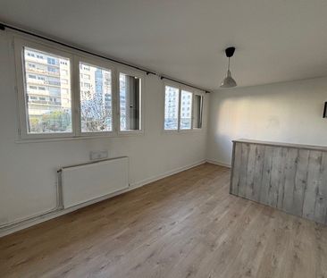 Location Appartement 1 pièce 25m² BORDEAUX 33300 - Photo 4