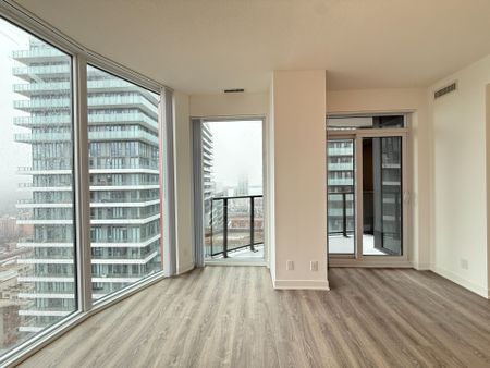 For Lease - 180 Front Street Unit# 2606, Toronto, Ontario - Photo 2