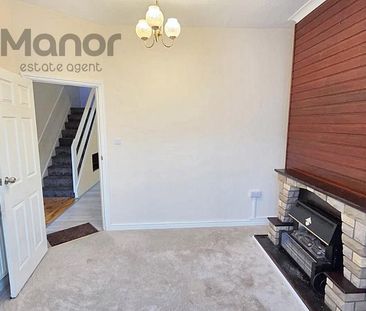 4 bedroom terraced house to rent - Photo 3