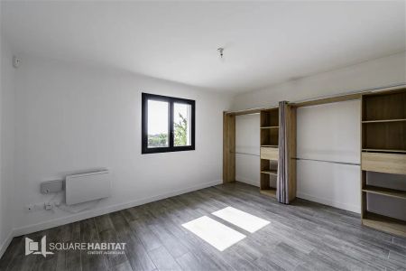 Location maison 5 pièces - 139m² à Val de livenne (33820) - Photo 4