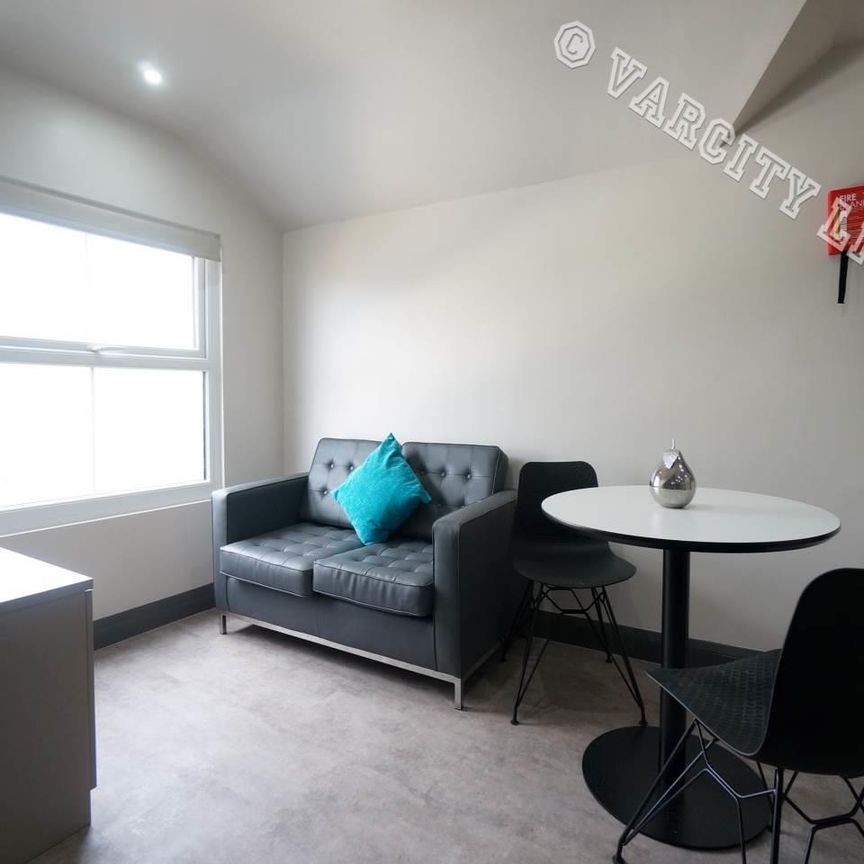 Studio 303, 259 High Street - Photo 1