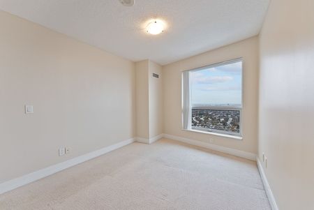 For Lease - 135 Village Green Square Unit# 3916, Toronto, Ontario - Photo 2