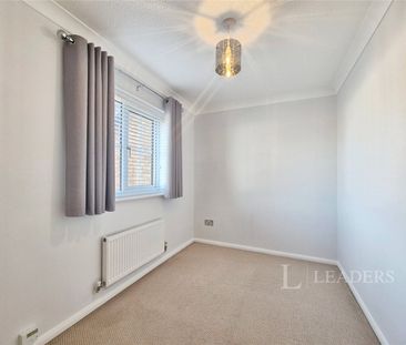 2 bedroom house to rent Cusak Road, Chelmer Village, Chelmsford, CM2 - Photo 2