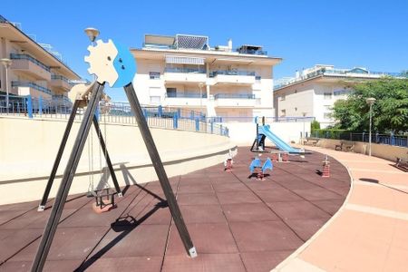 2 bedroom luxury penthouse for rent in Pilar de la Horadada, Spain - Photo 5