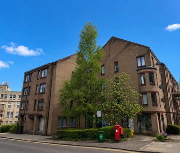 2 bedroom flat to rent - Photo 3