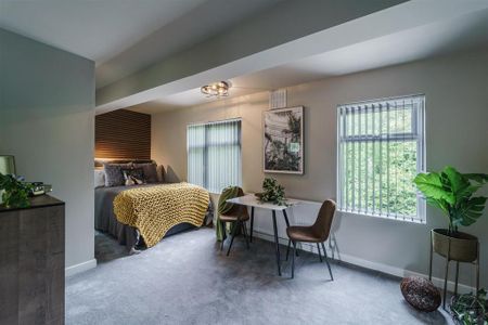 1 bedroom in a house share to rent - Photo 3